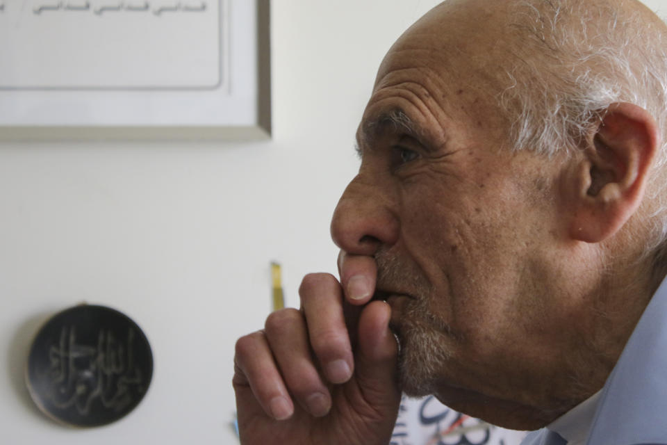 Dawud Assad, de 92 años, quien huyó de la masacre de Dair Yassin hace 76 años, en su casa en el municipio de Monroe, Nueva Jersey, el 11 de mayo de 2024. (AP Foto/Noreen Nasir)