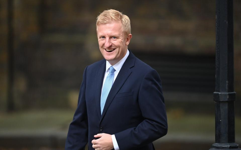 Oliver Dowden arrives in Downing Street on September 15 - Leon Neal/Getty Images