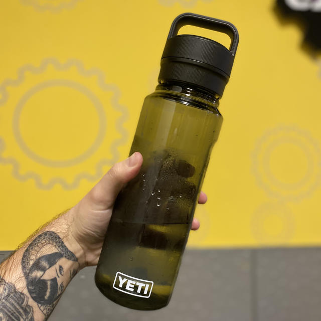 The Yeti Yonder water bottle is stylish, lightweight, and