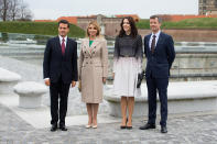 <p>Ella dio cátedra de cómo vestir para una visita de estado, como la del presidente de México. Angélica Rivera se ve muy común al lado de Mary. Getty </p>