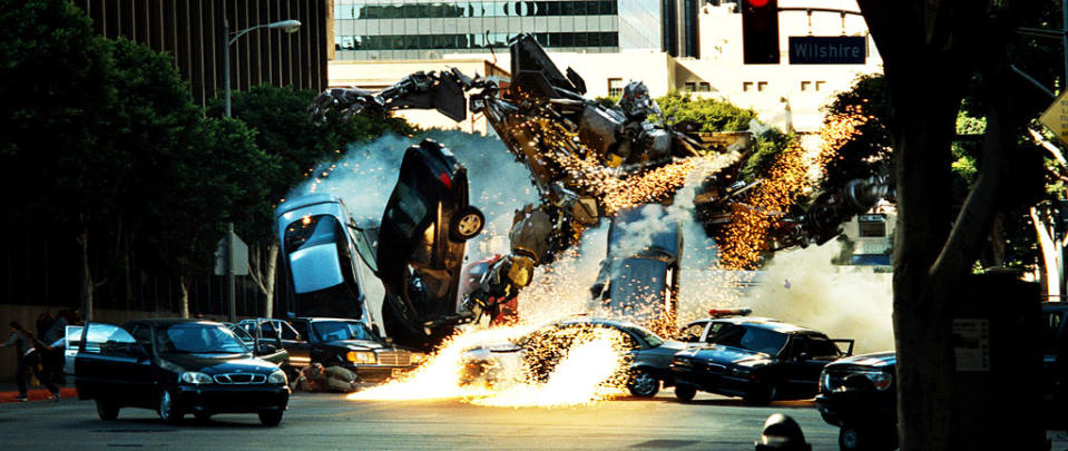 Los Angeles Gets Trashed 2011 Transformers