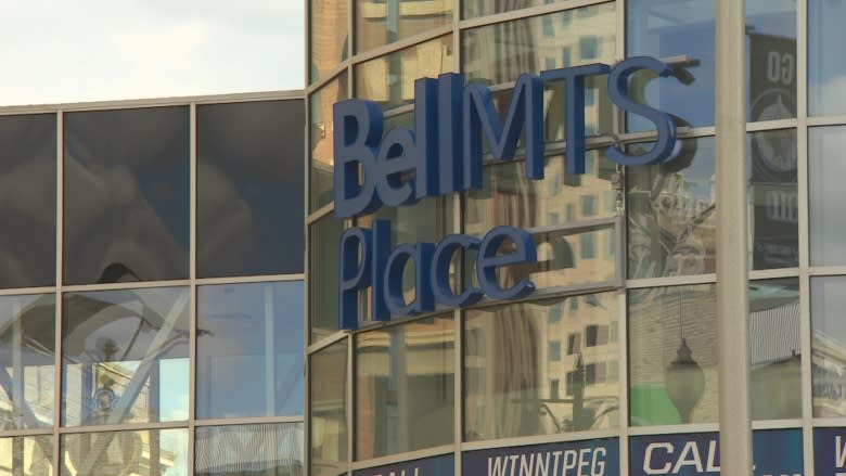 Jets fans get first look at Bell MTS Place renovations