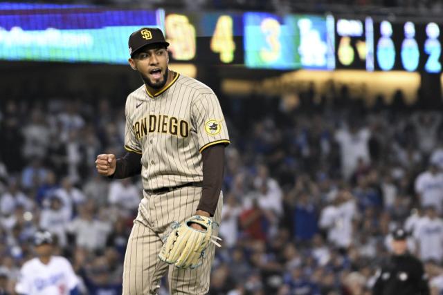 Betts impone récord; Dodgers arrollan 7-0 a Gigantes