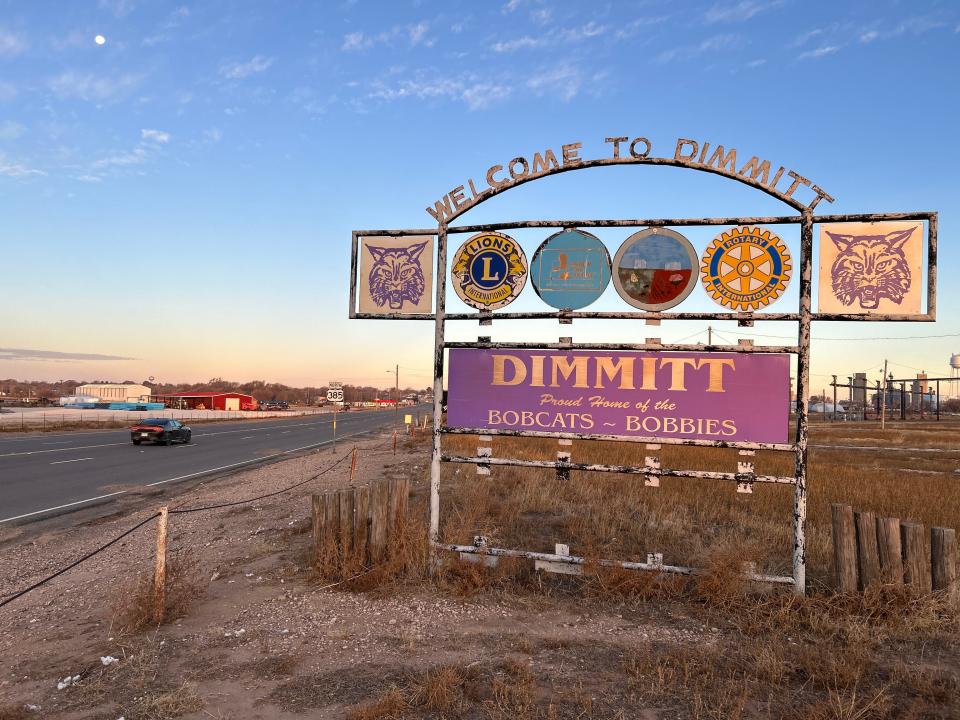 A sign welcomes people to Dimmitt, Texas.