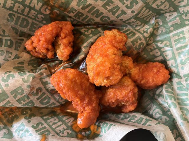 13 Best Wingstop Flavors - Parade