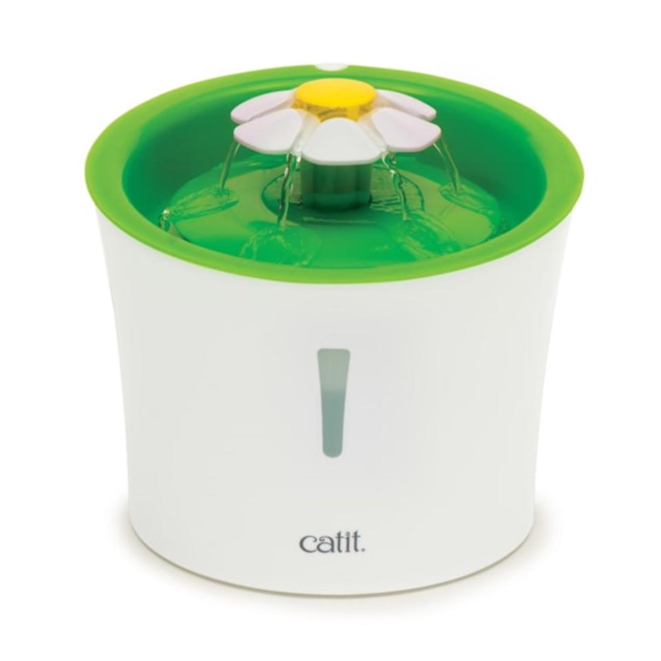 A water fountain for cats from Catit Flower.