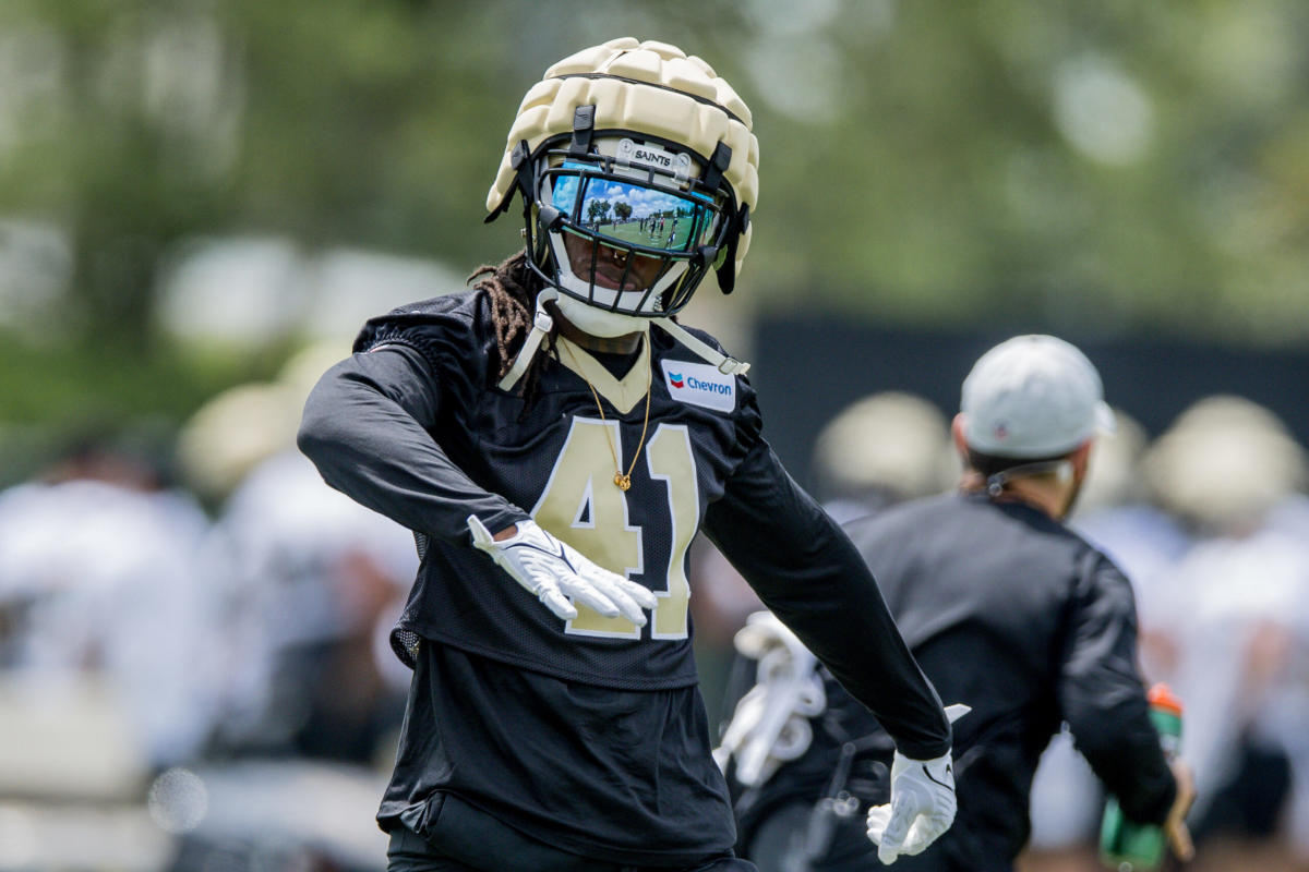 WATCH: Alvin Kamara, Derek Carr shine in Saints minicamp highlights