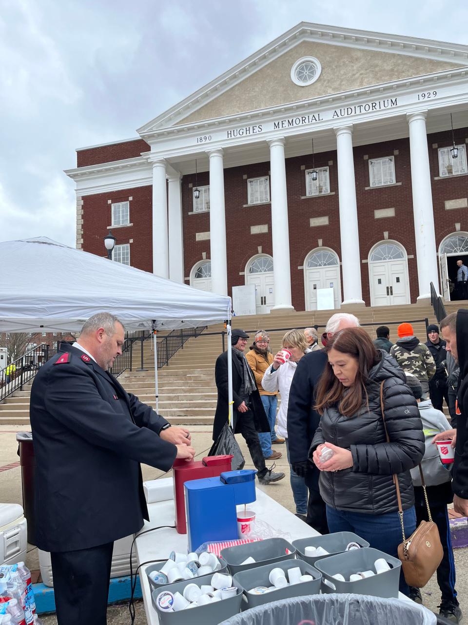 The Salvation Army units in Richmond, Kentucky; Frankfort, Kentucky, and Louisville set up a mobile kitchen to serve the more the half-mile line of worshippers waiting to enter the auditorium.