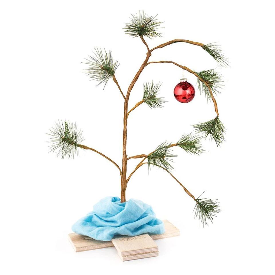 Peanuts Charlie Brown Musical Christmas Tree