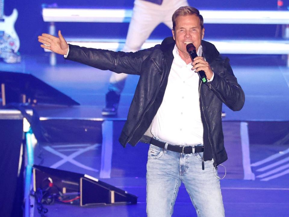 Dieter Bohlen performt beim Auftakt seiner Deutschland-Tour in der Max-Schmeling-Halle in Berlin. (Bild: imago/Future Image)