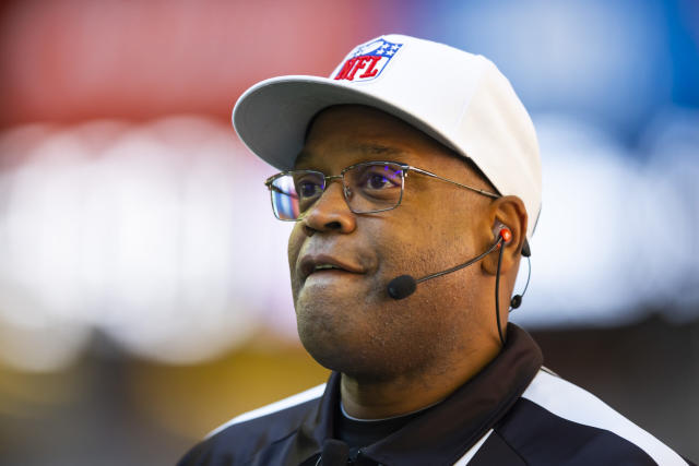 Referee Ron Torbert's crew assigned to work Bengals vs. Chiefs AFC