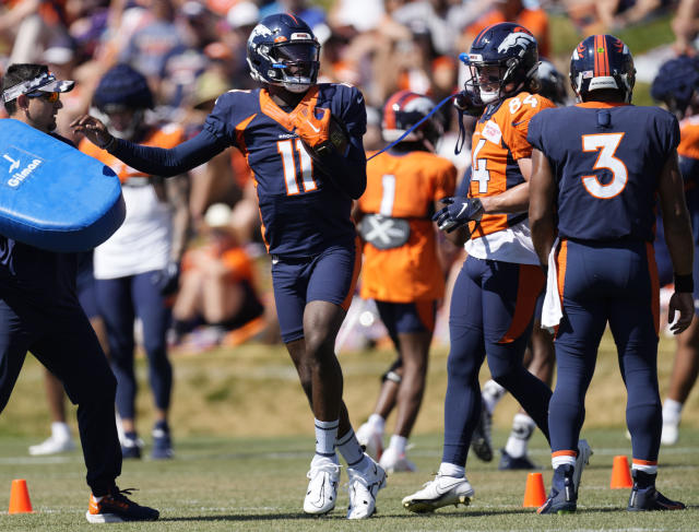 Denver Broncos wide receiver Brandon Johnson (89) takes part in drills  during the NFL football team's training camp Thursday, Aug. 4, 2022, at the  Broncos' headquarters in Centennial, Colo. (AP Photo/David Zalubowski