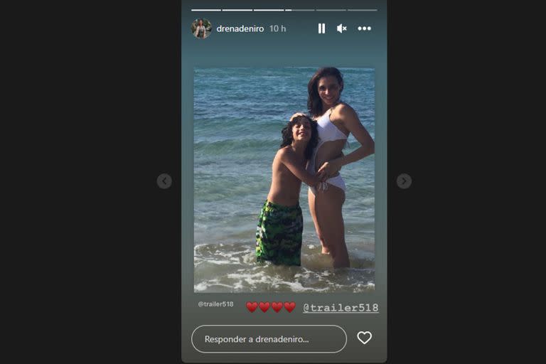 Una imagen de madre e hijo compartida por Drena De Niro en las últimas horas en las redes sociales