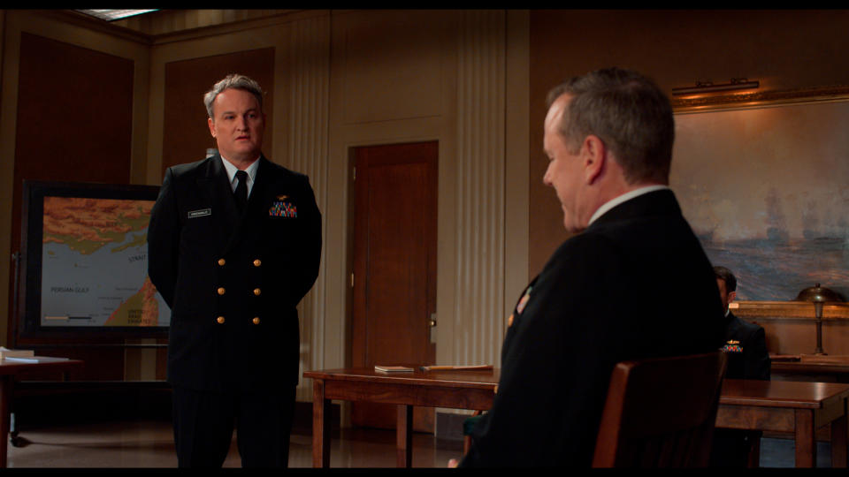 L-R Kiefer Sutherland as Lieutenant Commander Phillip Queeg and Jason Clarke as Lieutenant Barney Greenwald in The Caine Mutiny Court-Martial, streaming on Paramount+ with SHOWTIME, 2023. 
