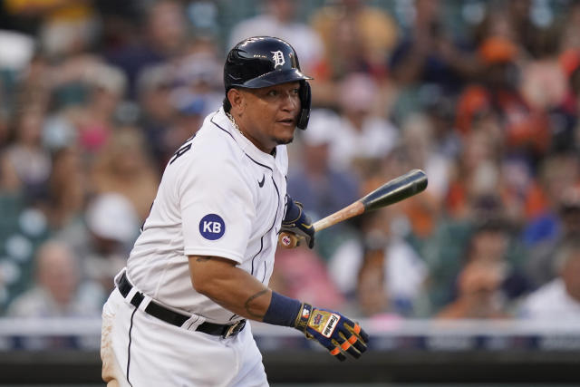 Tigers' Cabrera gets 3,000th hit; 33rd player to reach mark