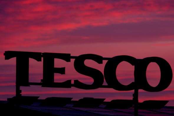 Tesco stores closed in security alert