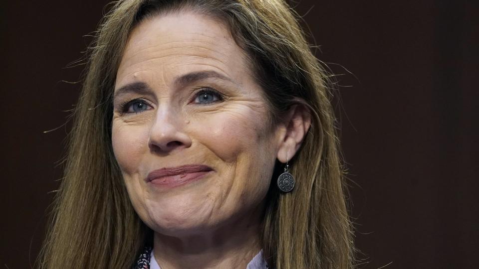 Trumps Kandidatin für das Richteramt am Obersten Gericht: Amy Coney Barrett lächelt.