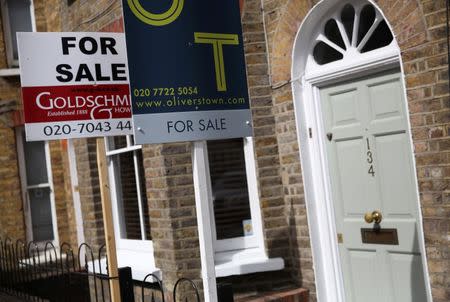 A home is advertised for sale in London, Britain August 4, 2016. REUTERS/Neil Hall