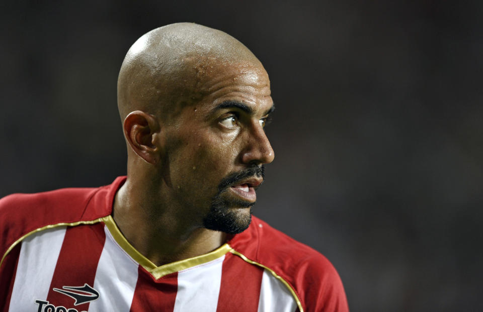 Foto del argentino Juan Sebastián Verón en partido de Estudiantes de La Plata por el Grupo 7 de la Copa Libertadores de América-2011 contra el Deportes Tolima de Colombia jugado en el estadio Ciudad de La Plata el 23 de febrero de 2011 (AFP/Archivos | Alejandro Pagni)