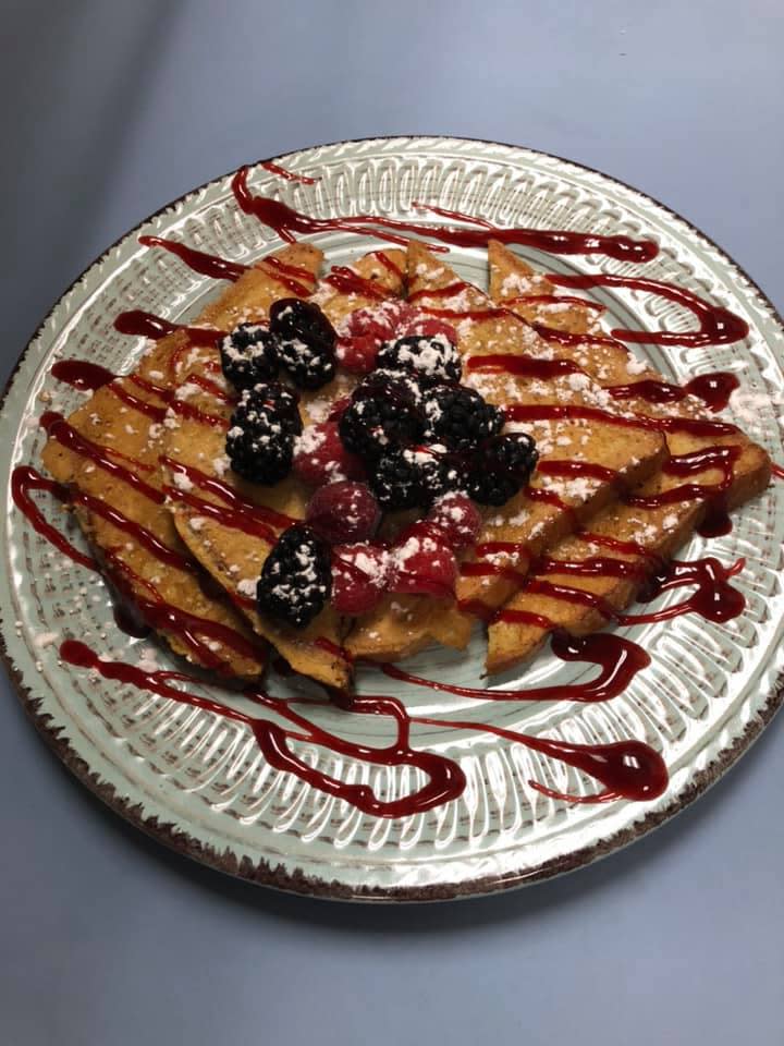 French toast with fresh berries at Sunset Cafe in Vero Beach