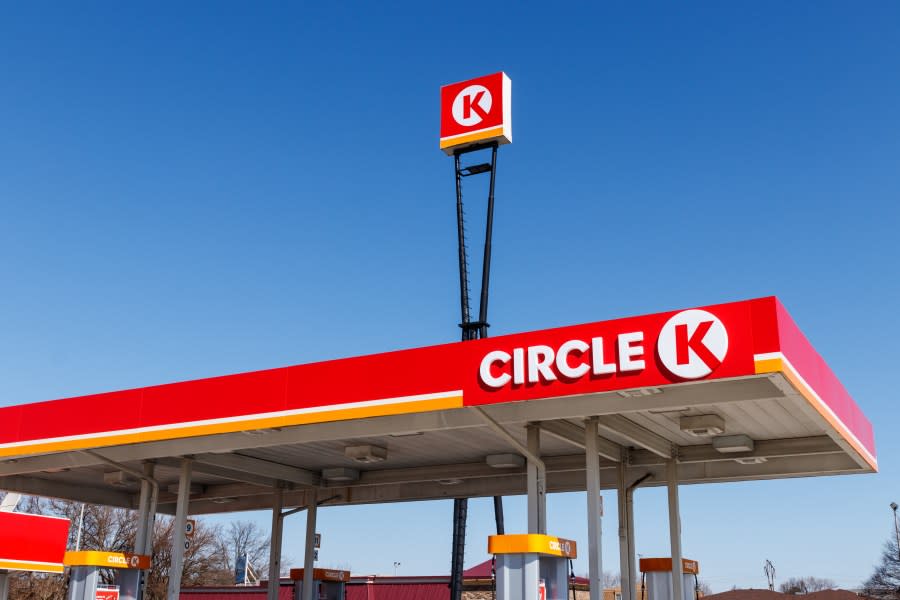 Exterior photo of Circle K on a day with bright blue skies.