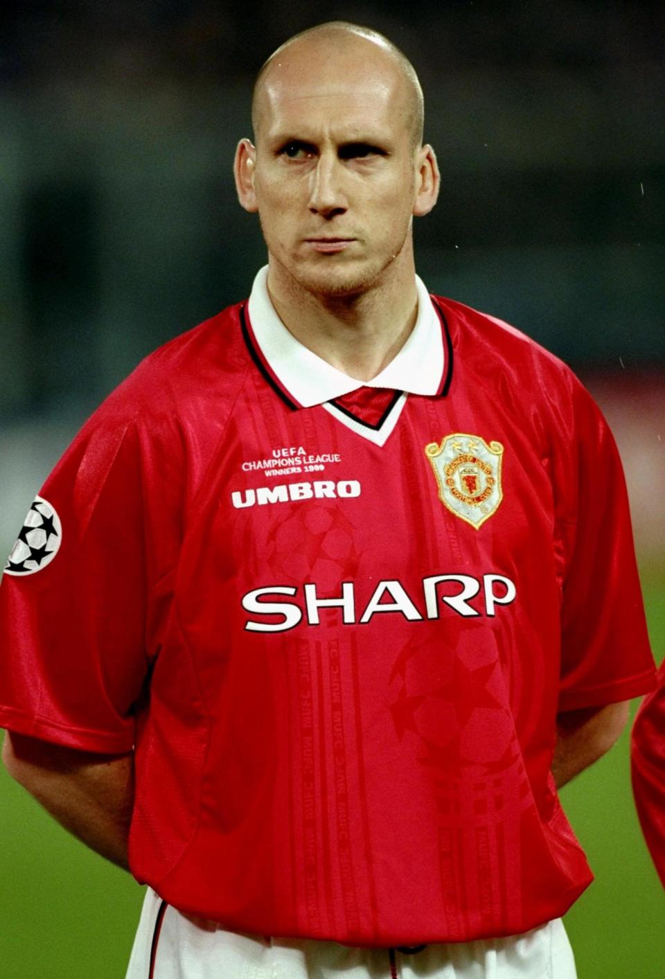 Jaap Stam before a Manchester United game in 1999 (Getty)