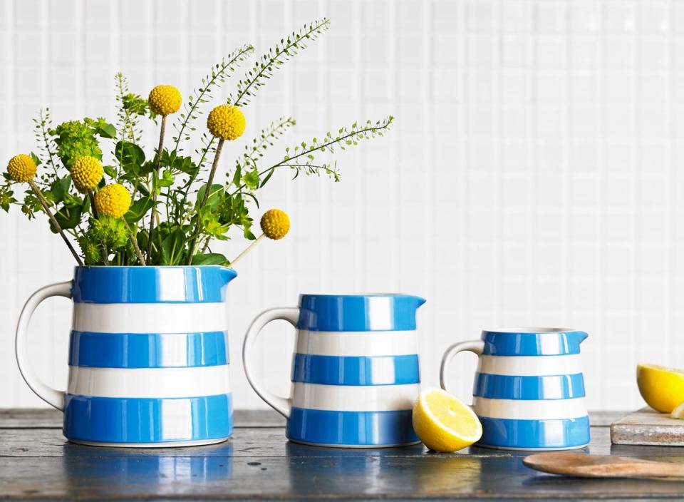  (Cornishware)