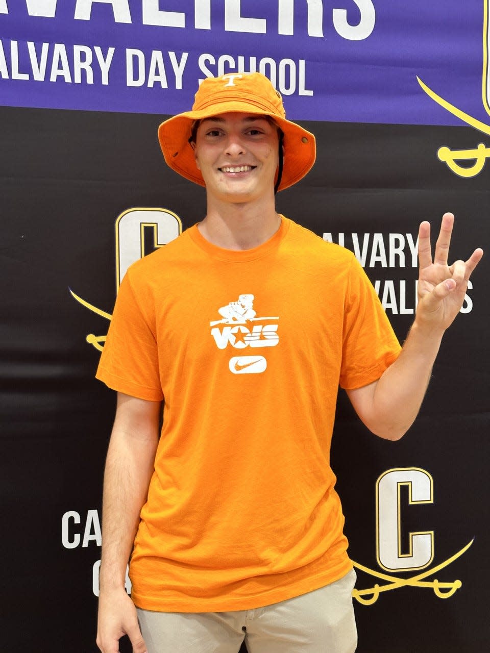 Jake Merklinger of Calvary Day announced his commitment to play football at Tennessee.