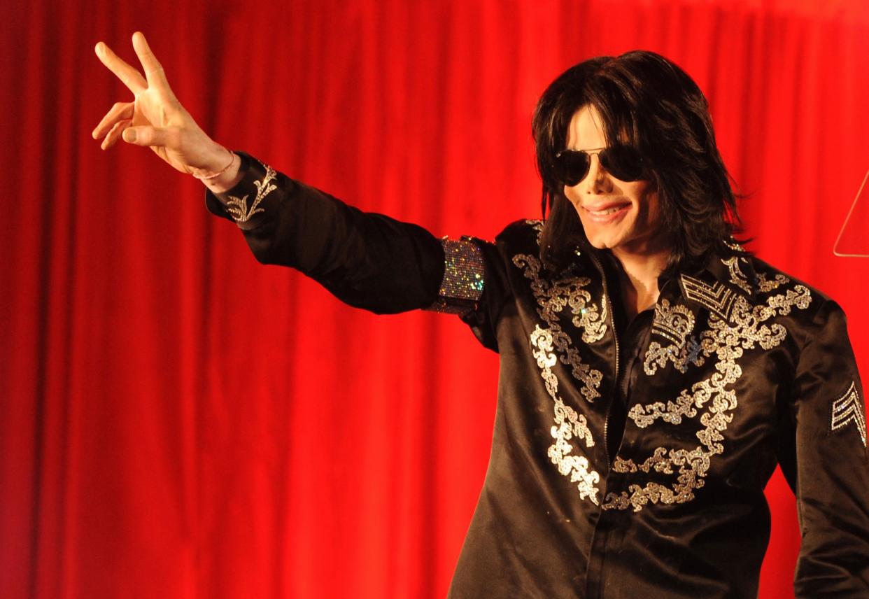 Michael Jackson wird in der neuen Serie „Urban Myths“ von Joseph Fiennes gespielt. (Bild: wenn.com)