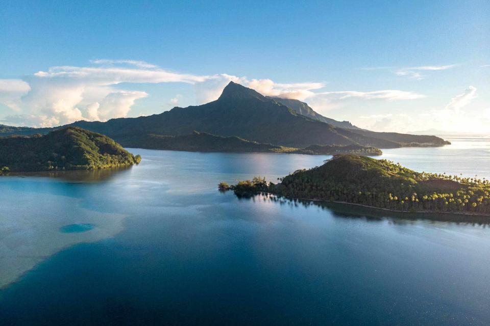 <p>SteÌphane Mailion Photography/Courtesy of Tahiti Tourisme</p>