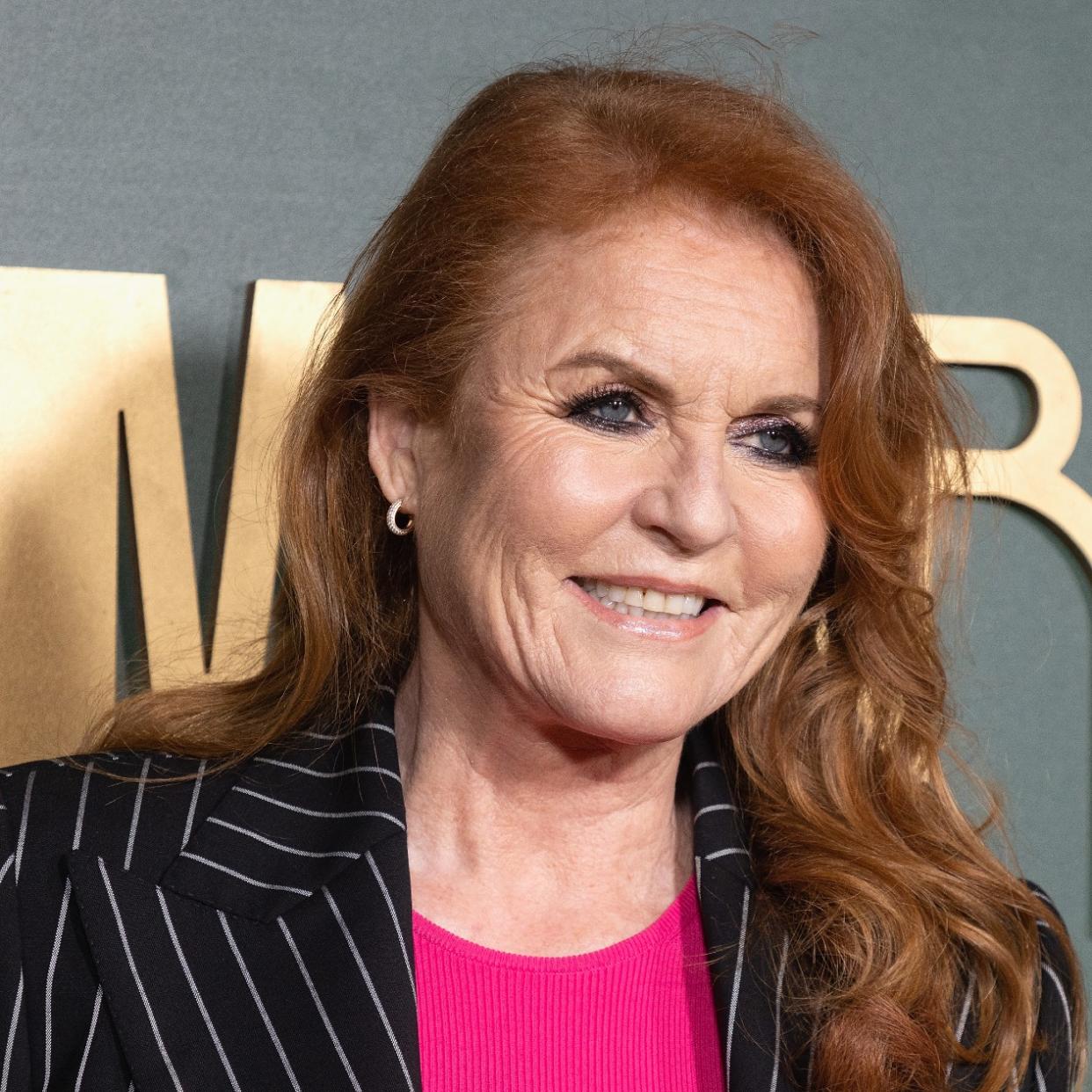  Sarah Ferguson on a red carpet 