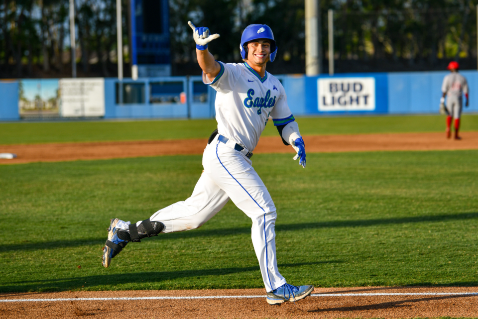 FGCU infielder Edrick Felix