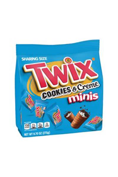 <p><strong>USA </strong></p><p>These minis are meant to be super moreish! Described as crunchy, light and packed with flavour, these packs have just the right amount of chocolatey-cookie flavour. YUM. </p>