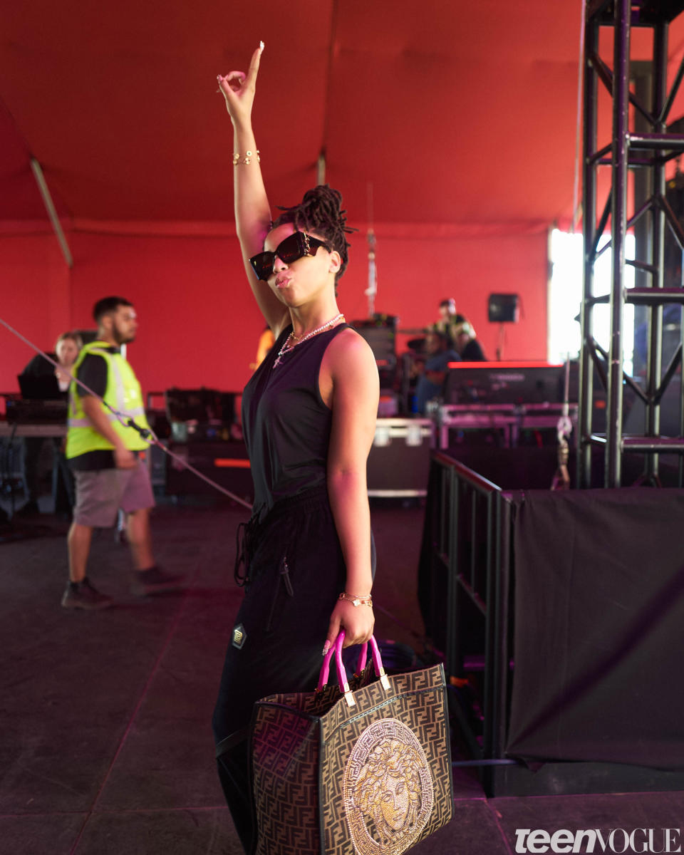 Chlöe arriving at the Gobi stage to perform at Coachella 2024.