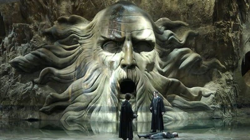 How Harry Potter and the Chamber of Secrets Set Voldemort's Return