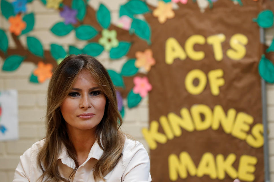 Die Dekoration bei Melania Trumps Besuchstermin steht für Mitgefühl – für viele Kritiker ein Widerspruch zur Politik ihres Mannes. (Bild: Reuters)