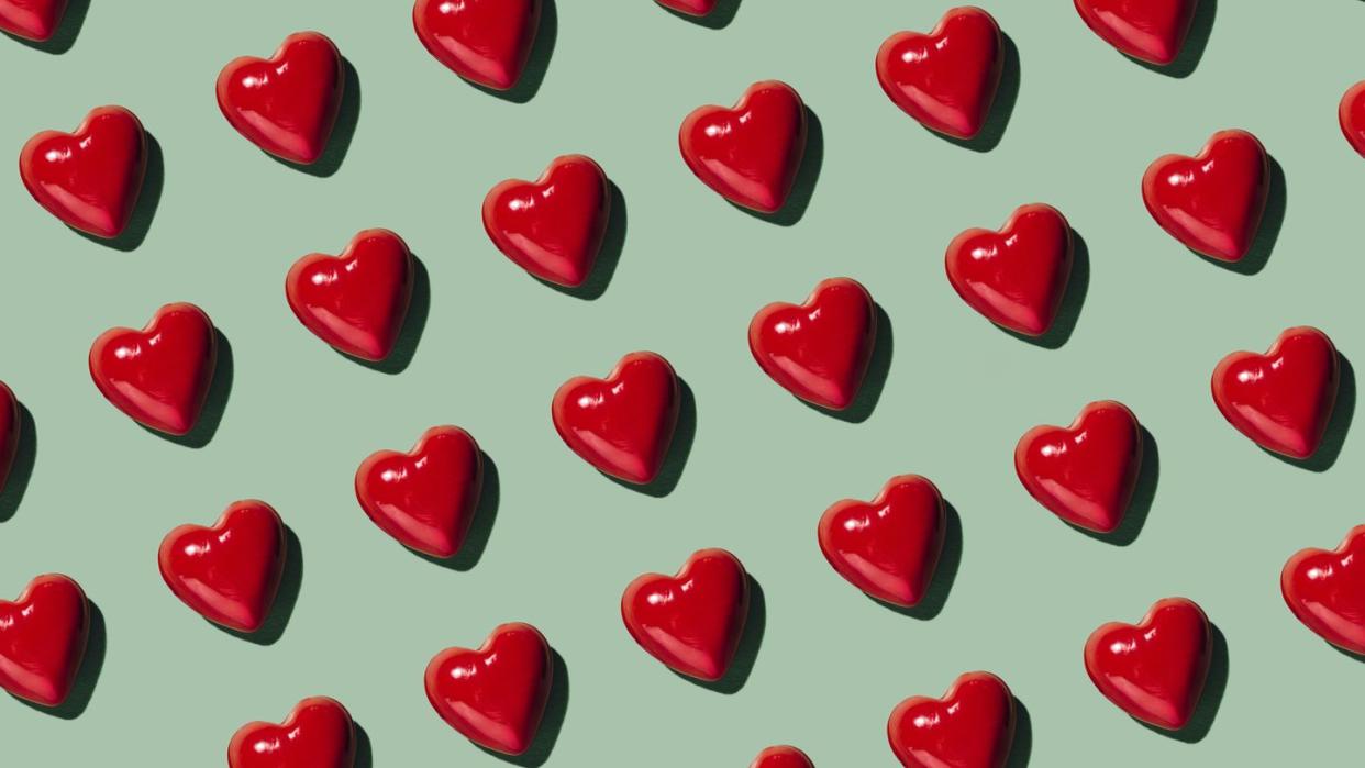 red hearts background