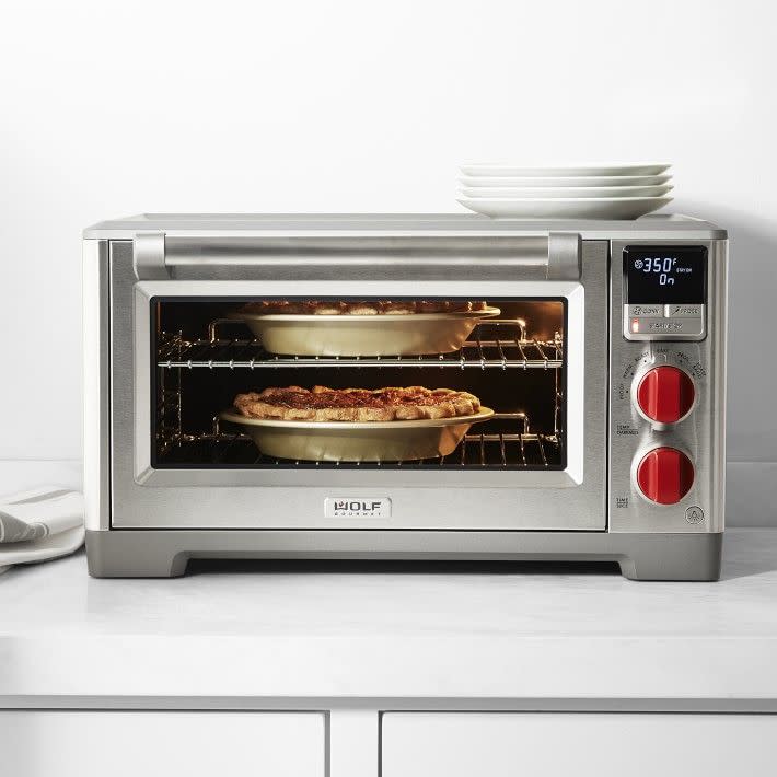 8) Wolf Gourmet Countertop Oven Elite