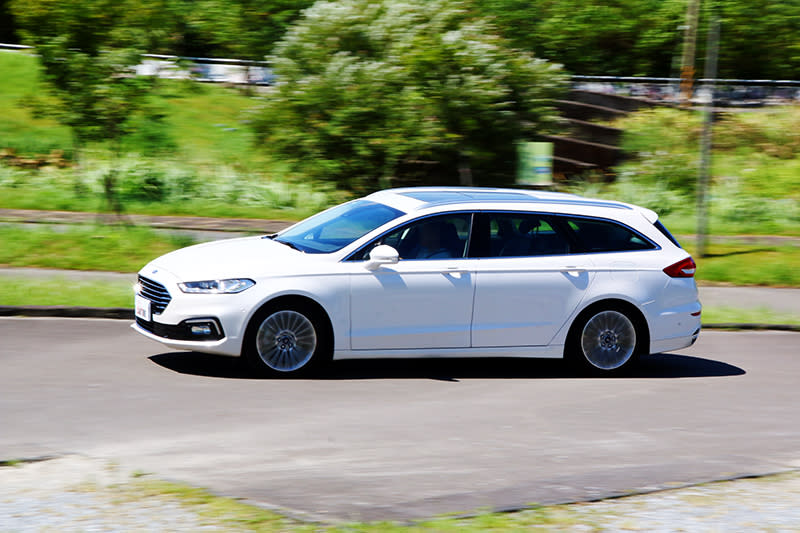 Mondeo Wagon路感偏運動化設定，不見得每位家人都能接受。