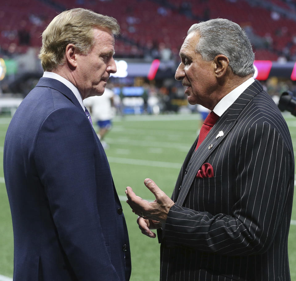 NFL commissioner Roger Goodell (L) and Atlanta Falcons owner Arthur Blank were among those taking part in Tuesday’s meeting with players and NFLPA representatives. (AP)