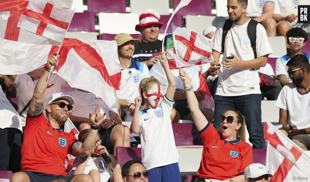 Ces supporters anglais osent une provocation religieuse à la Coupe du Monde au Qatar et ça ne passe pas du tout


 - Abaca