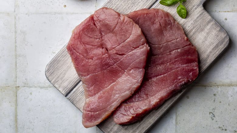 raw tuna steak