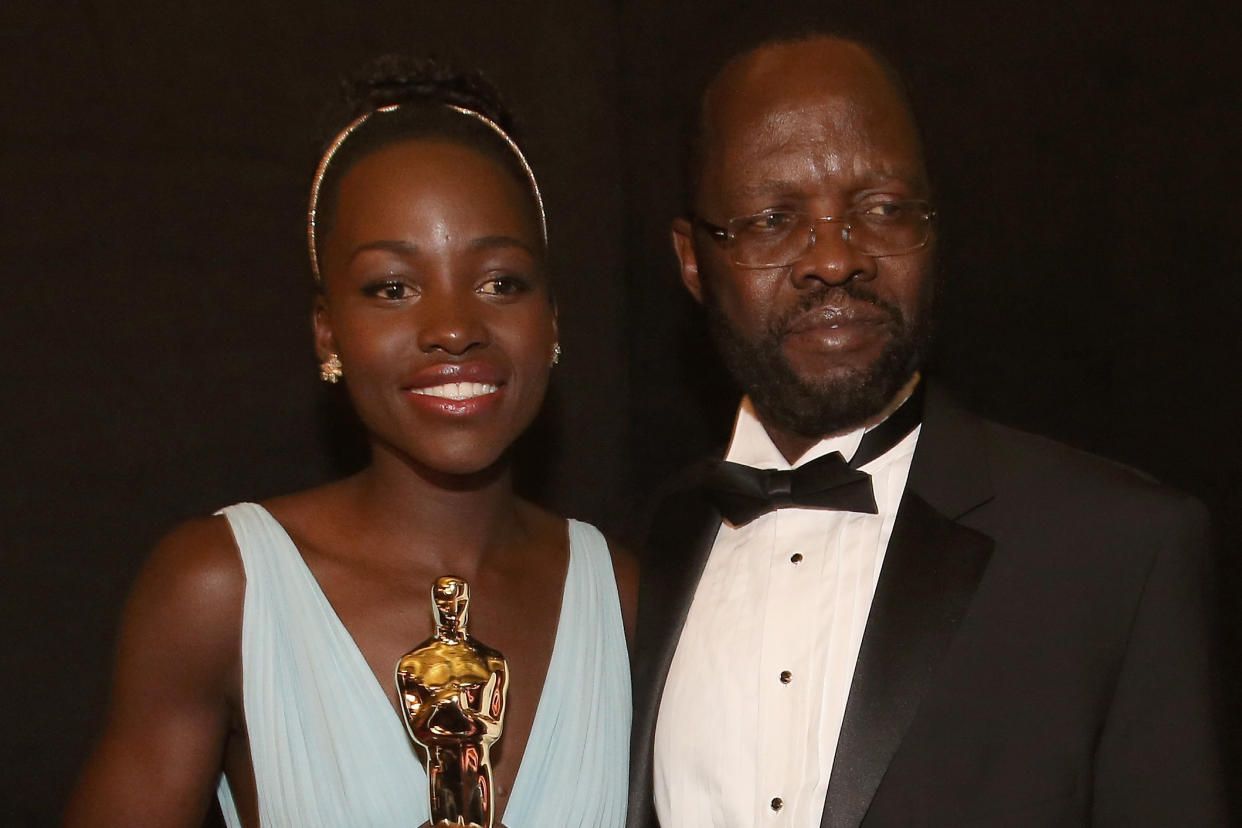 Actress Lupita Nyong’o and Peter Anyang’ Nyong’o at the 2014 Oscars. (Photo: Christopher Polk/Getty Images)