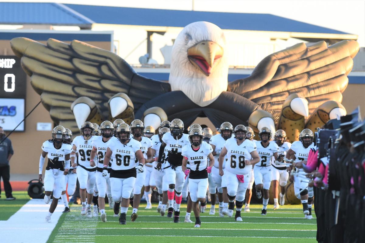 Sidney Eagles Football, Comanche County School News