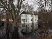 <p>Homes along Lake Street in Comstock are flooded as the level of the Kalamazoo River rises Thursday, Feb. 22, 2018 in Kalamazoo, Mich. (Photo: Mark Bugnaski/Kalamazoo Gazette-MLive Media Group via AP) </p>