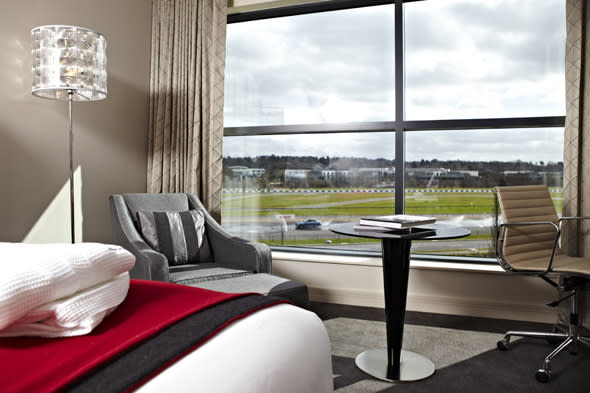 brooklands hotel bedroom