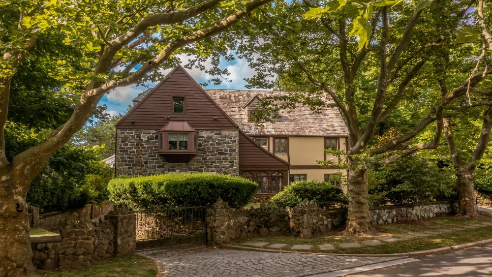 The famous manse is located on Staten Island. - Credit: Marc McAndrews/Airbnb