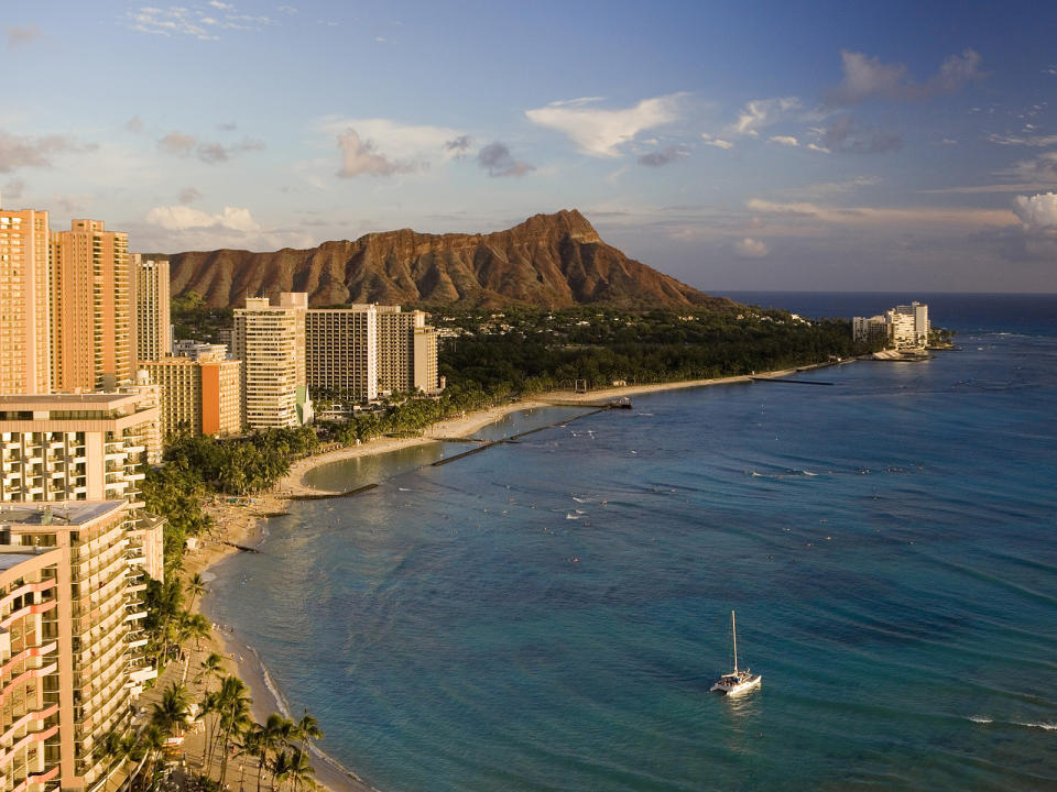 Diamond Head: Waikiki Beach, Oahu, Hawaii. Photo Courtesy Hawaii Tourism Authority.