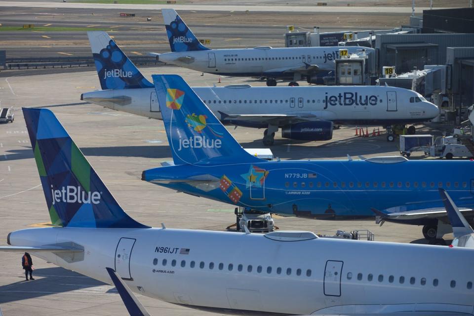 JetBlue is the first U.S. airline to require passengers to wear face masks on all its flights.