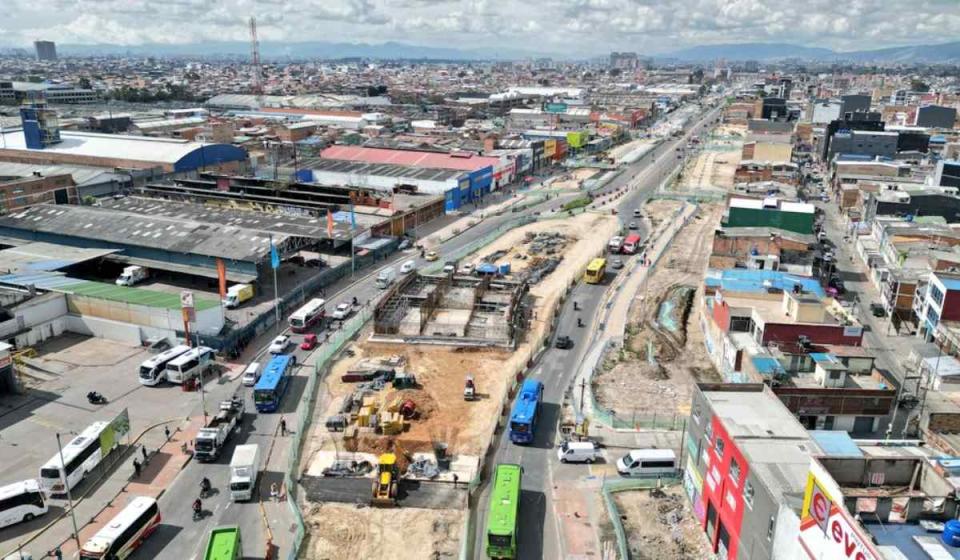 Las obras de TransMilenio de la Avenida 68 estaban previstas para quedar listas en 2025. Foto: IDU